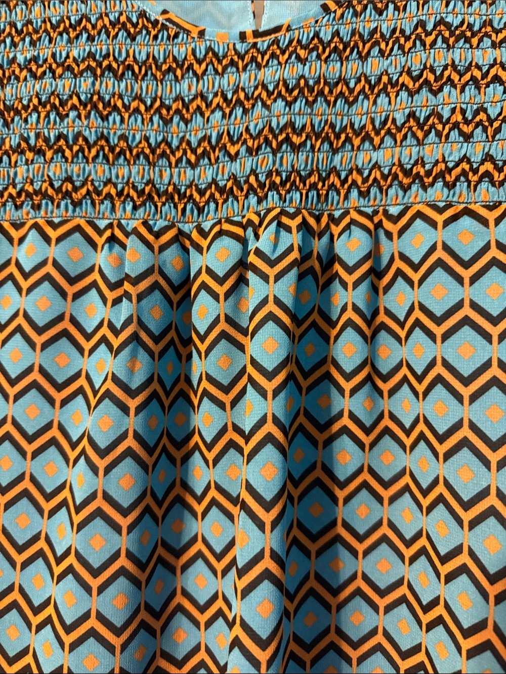 Calvin Klein Teal and Black Geometric Smocked Blouse size XL - Picture 4 of 4